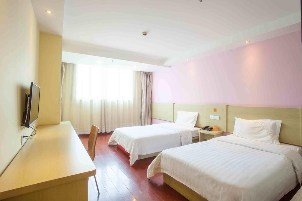 7Days Inn Foshan Dongfang Square Walmart Номер фото