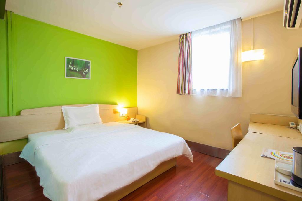 7Days Inn Foshan Dongfang Square Walmart Номер фото