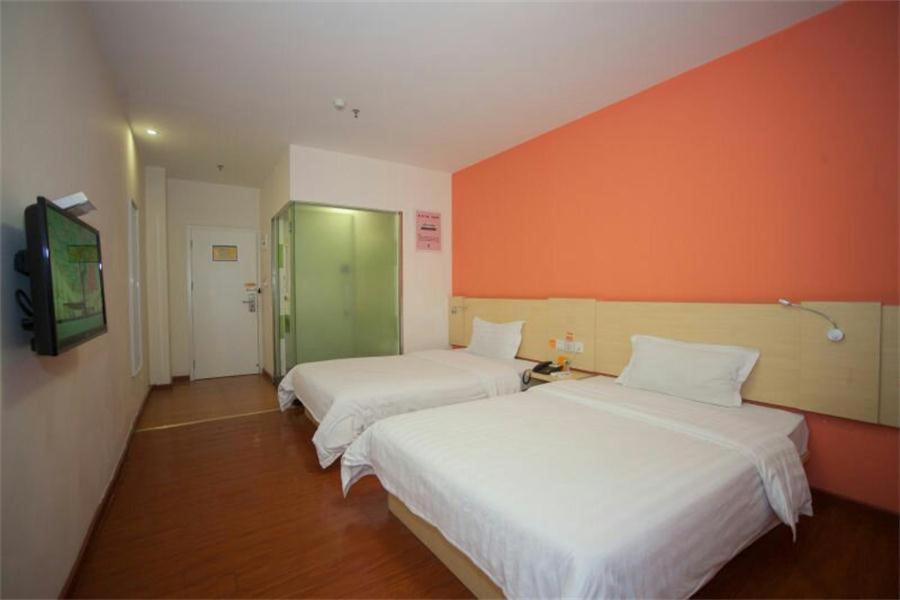 7Days Inn Foshan Dongfang Square Walmart Екстер'єр фото